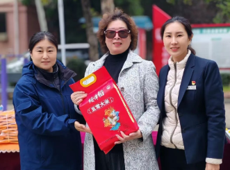 愛在重陽，溫暖相伴 | 魯商服務(wù)與您共筑幸福家園